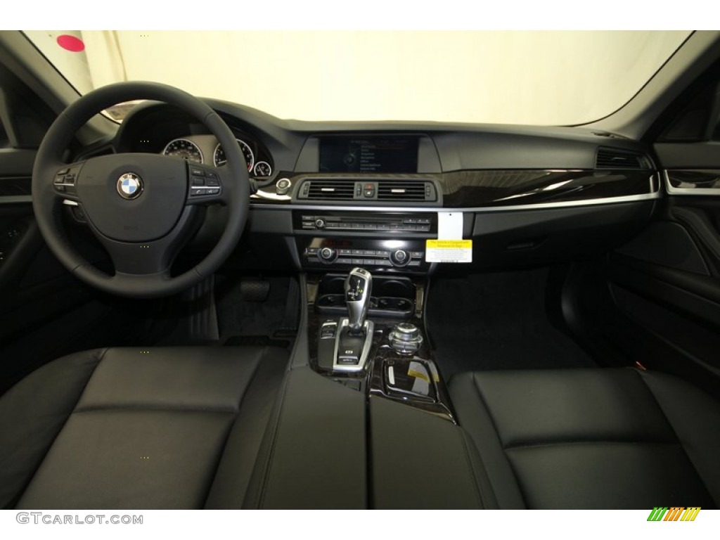 2013 BMW 5 Series 535i Sedan Black Dashboard Photo #69178046