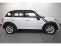 Light White - Cooper S Countryman Photo No. 2