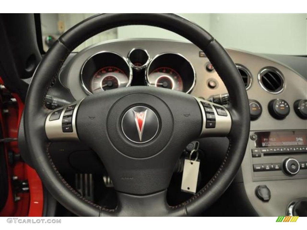 2007 Pontiac Solstice GXP Roadster Ebony Steering Wheel Photo #69179104