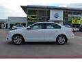 Candy White - Jetta SE Sedan Photo No. 2