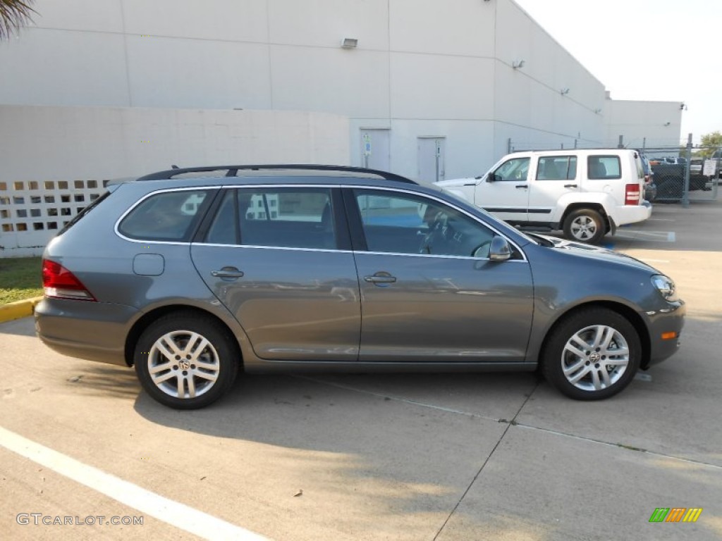 Platinum Gray Metallic 2013 Volkswagen Jetta TDI SportWagen Exterior Photo #69185134