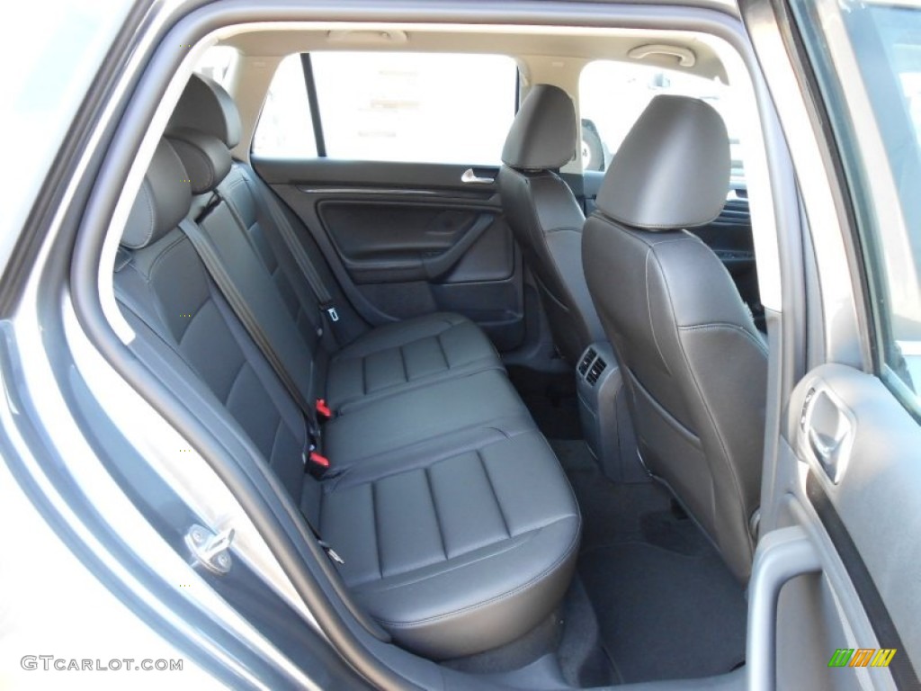 Titan Black Interior 2013 Volkswagen Jetta TDI SportWagen Photo #69185188