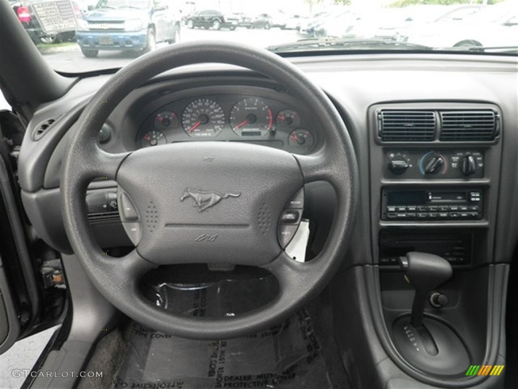 2000 Mustang V6 Convertible - Black / Dark Charcoal photo #40