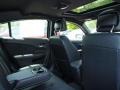 Black - 200 S Sedan Photo No. 4