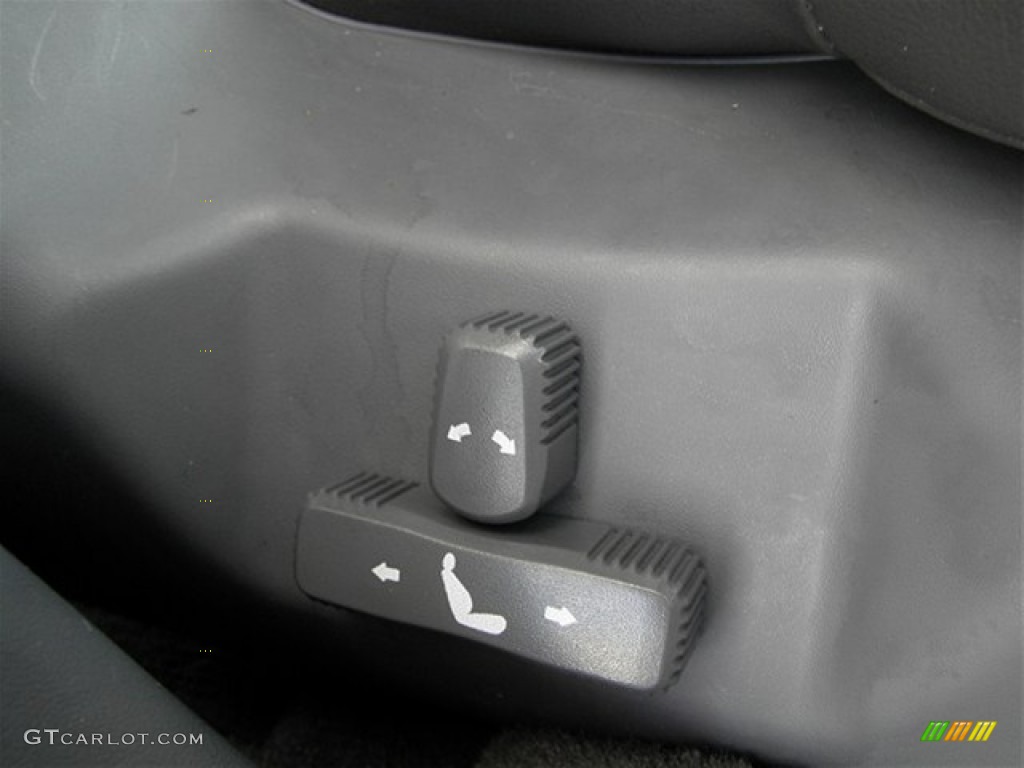 2003 Optima SE V6 - Diamond Silver / Gray photo #26