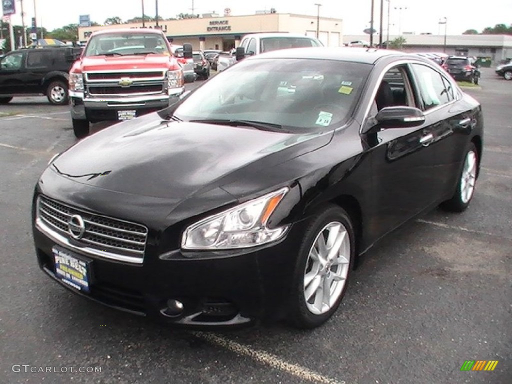 2010 Maxima 3.5 SV - Super Black / Charcoal photo #1