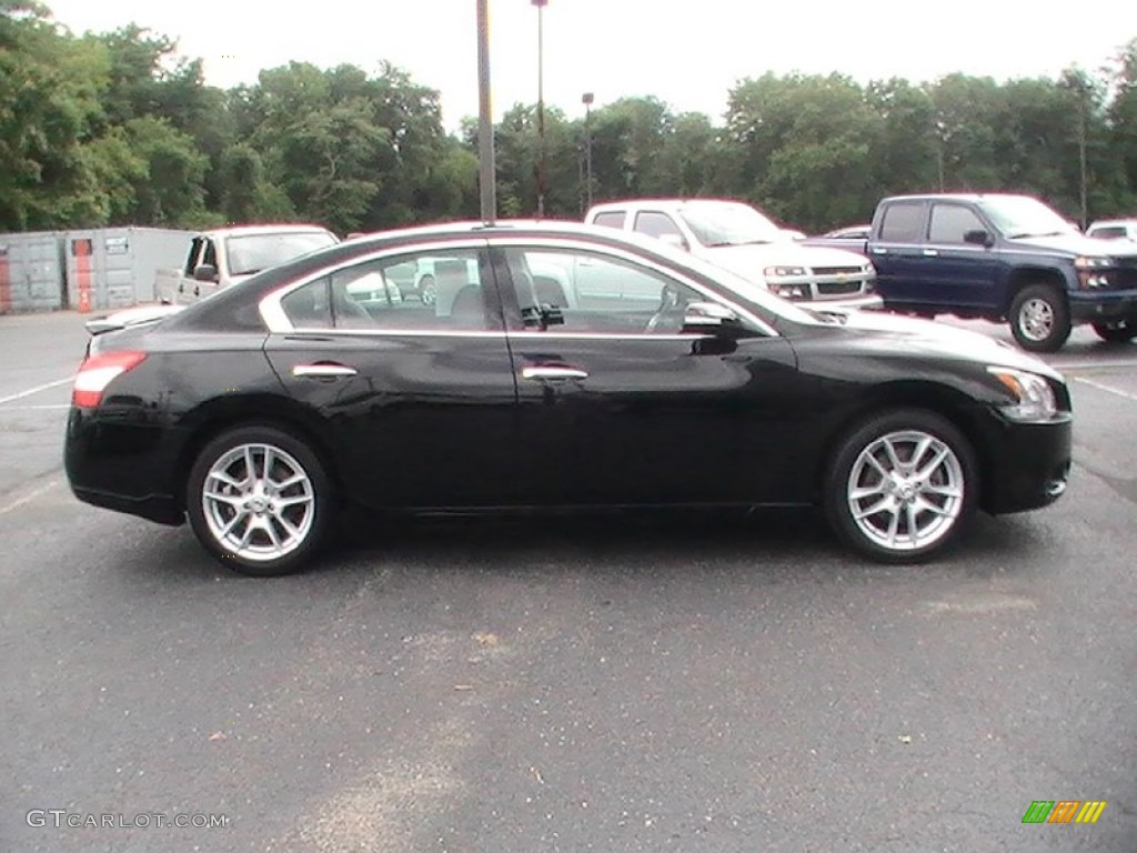 2010 Maxima 3.5 SV - Super Black / Charcoal photo #7