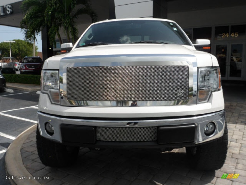 2010 F150 Lariat SuperCrew - White Platinum Metallic Tri Coat / Black photo #3