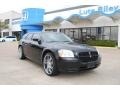 2005 Brilliant Black Crystal Pearl Dodge Magnum SE  photo #1