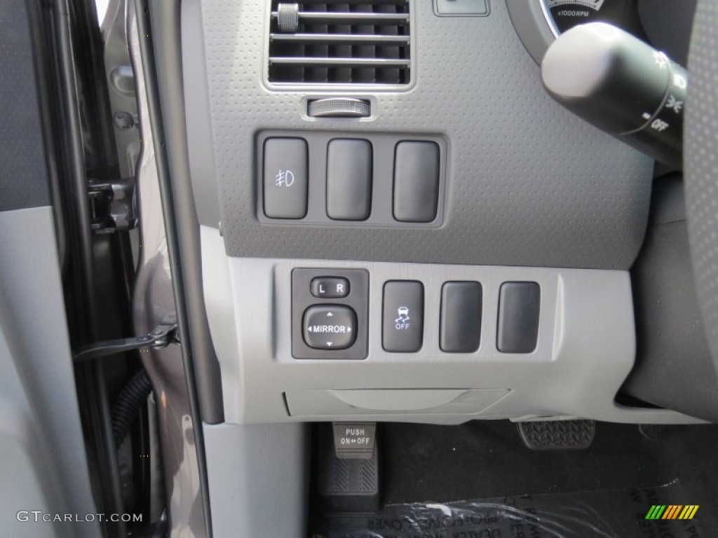 2012 Tacoma V6 SR5 Prerunner Double Cab - Magnetic Gray Mica / Graphite photo #32