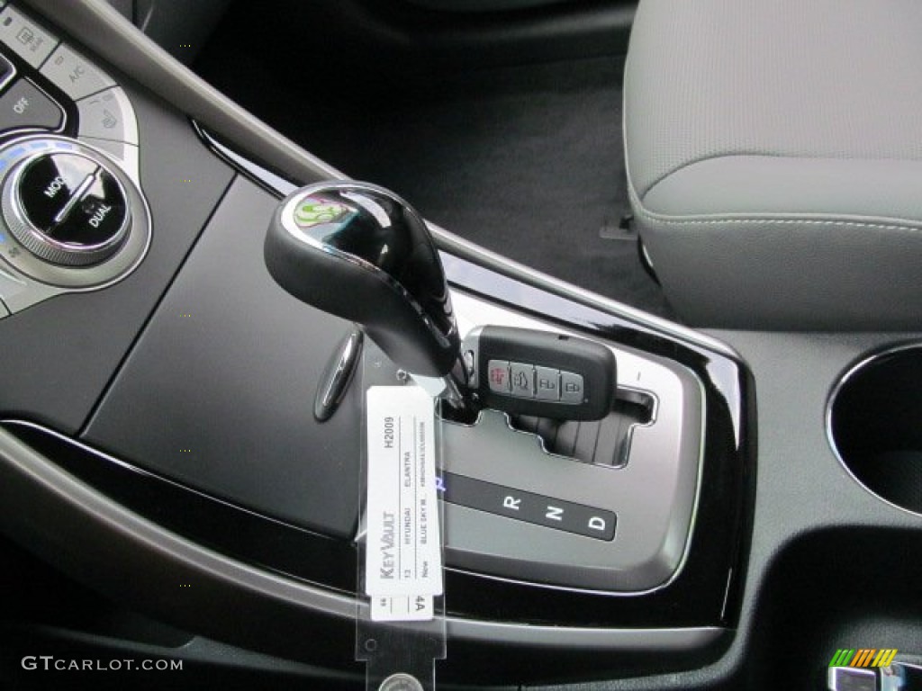 2013 Elantra Coupe SE - Blue Sky Metallic / Gray photo #9