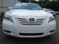 Super White - Camry XLE Photo No. 4
