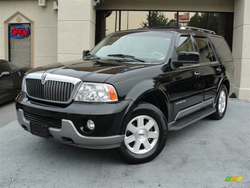 2003 Navigator Luxury - Black / Light Parchment photo #3