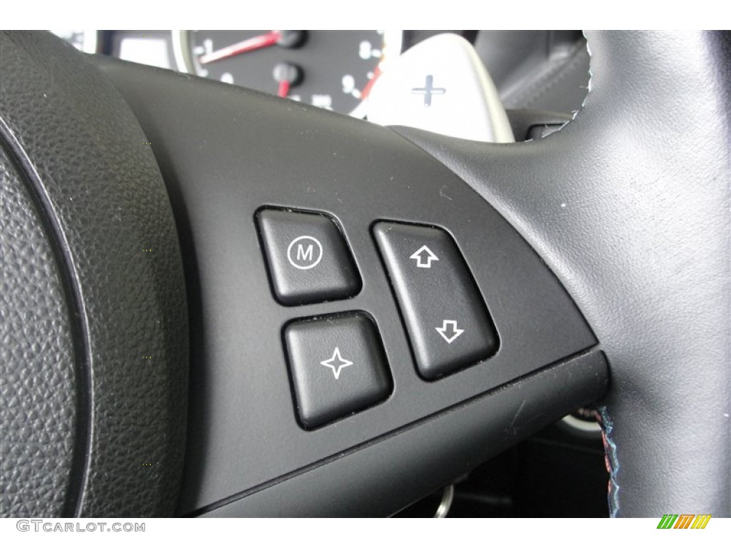 2007 BMW M6 Coupe Controls Photo #69209873