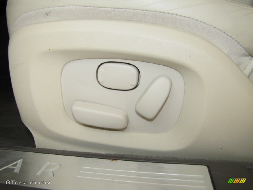 2009 Jaguar XF Luxury Controls Photo #69212807