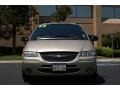 2000 Champagne Pearl Chrysler Town & Country Limited  photo #3