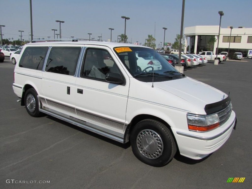 Bright White Plymouth Grand Voyager