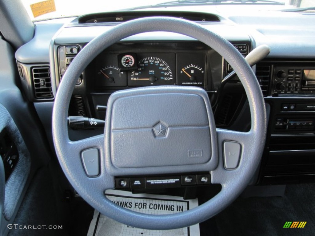 1991 Grand Voyager SE - Bright White / Blue photo #11
