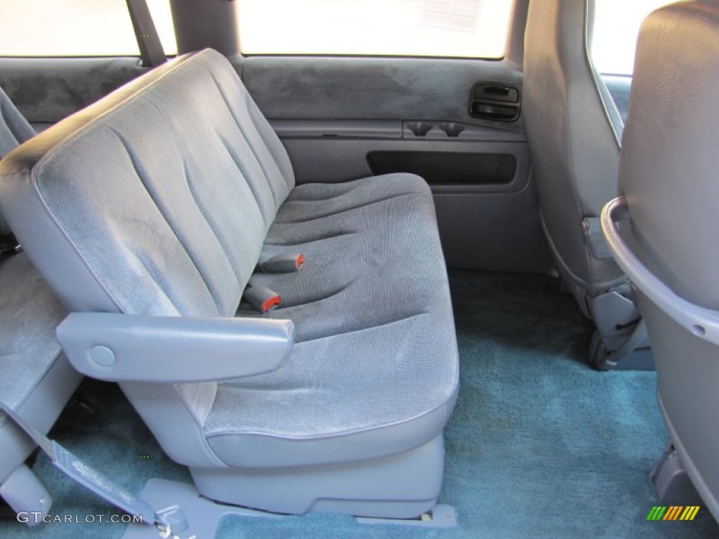 1991 Grand Voyager SE - Bright White / Blue photo #23
