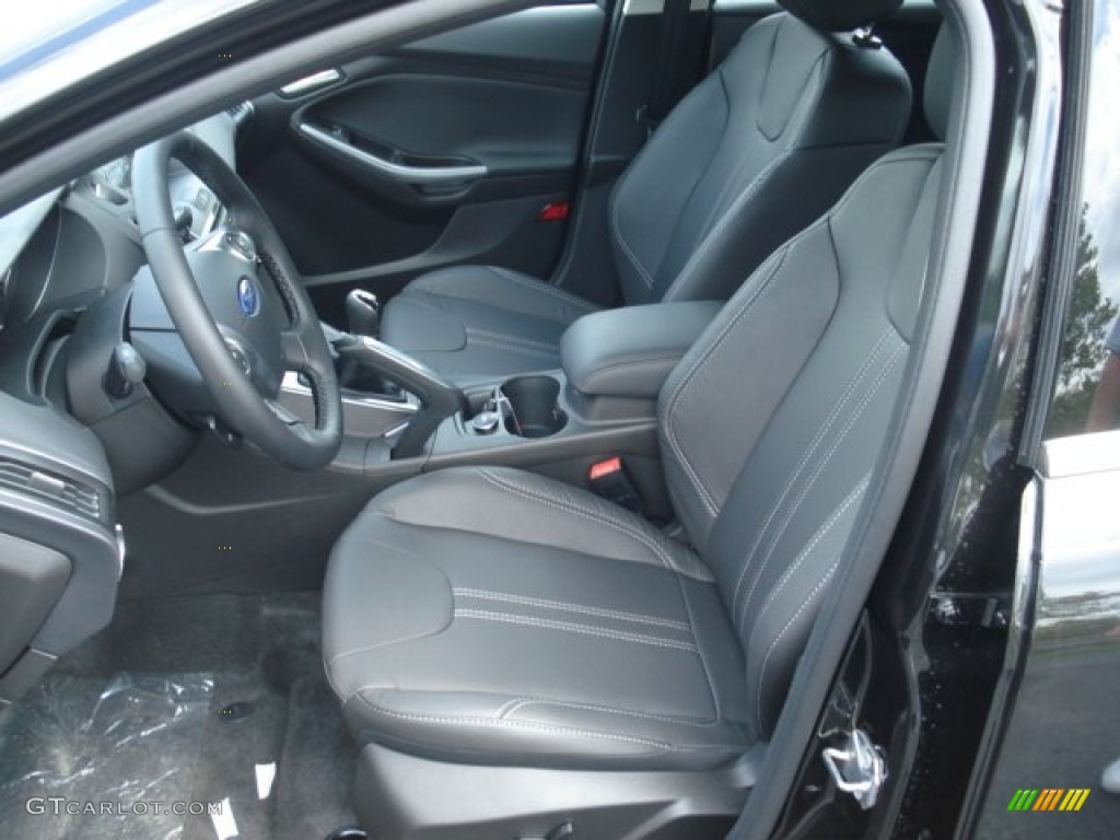 Charcoal Black Leather Interior 2012 Ford Focus Titanium 5-Door Photo #69218894