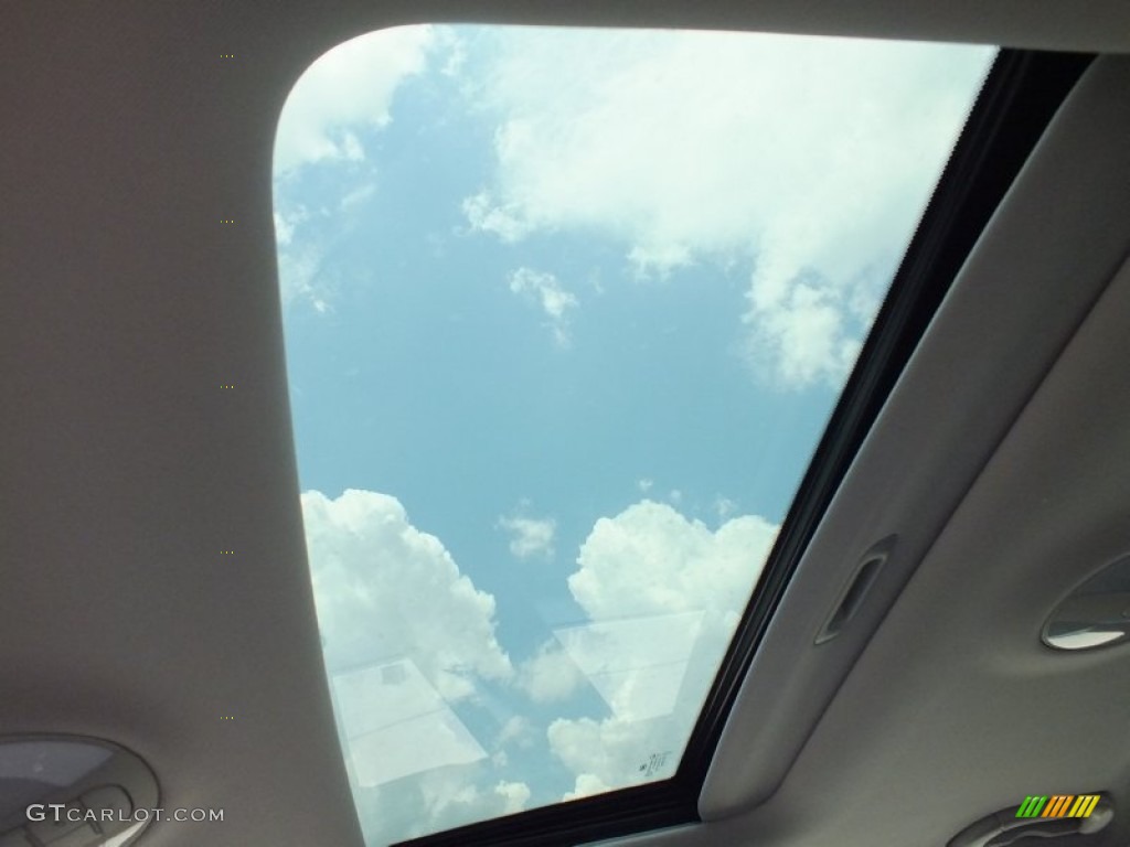 2012 Hyundai Genesis 5.0 R Spec Sedan Sunroof Photos