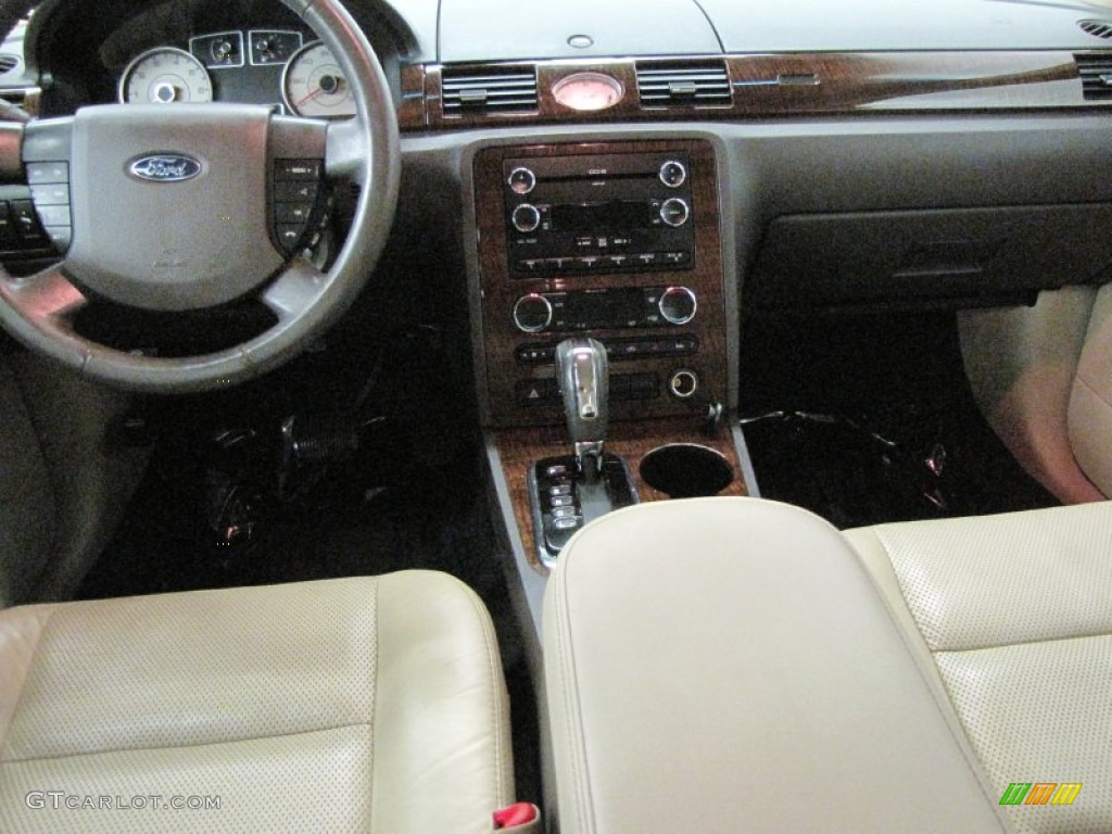 2009 Taurus Limited AWD - Smokestone Metallic / Camel photo #24