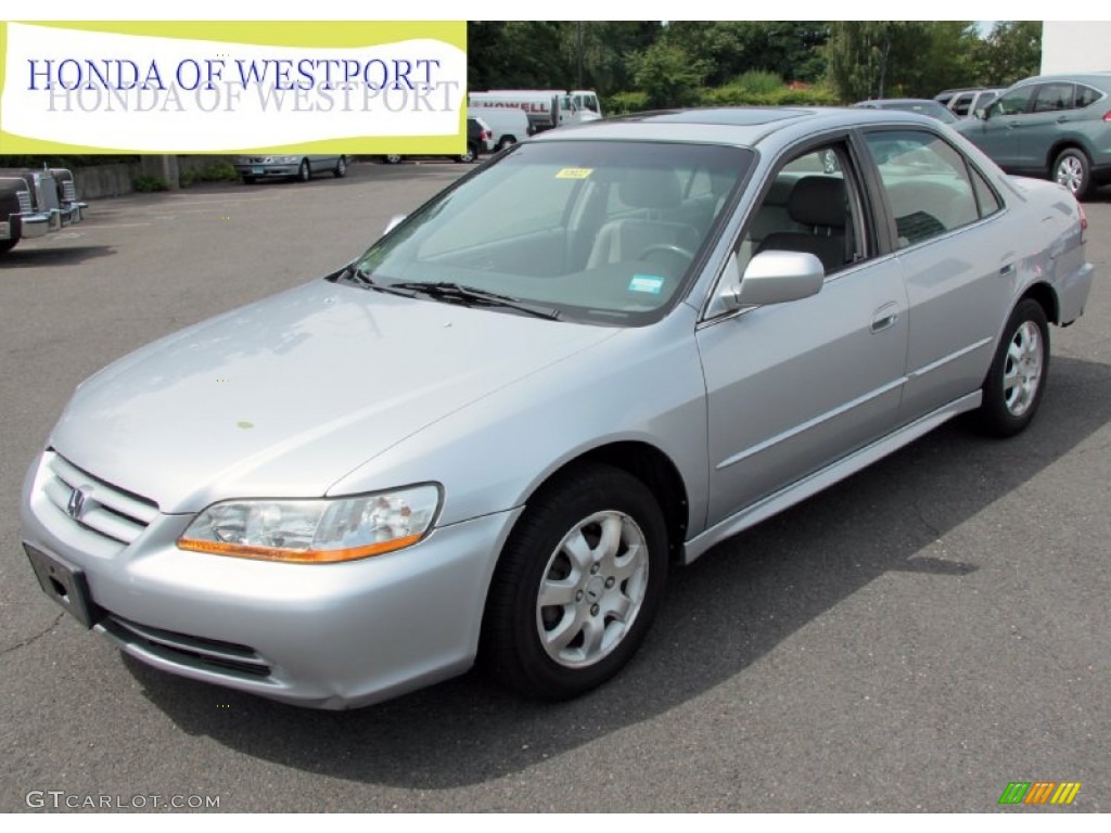2002 Accord SE Sedan - Satin Silver Metallic / Quartz Gray photo #1