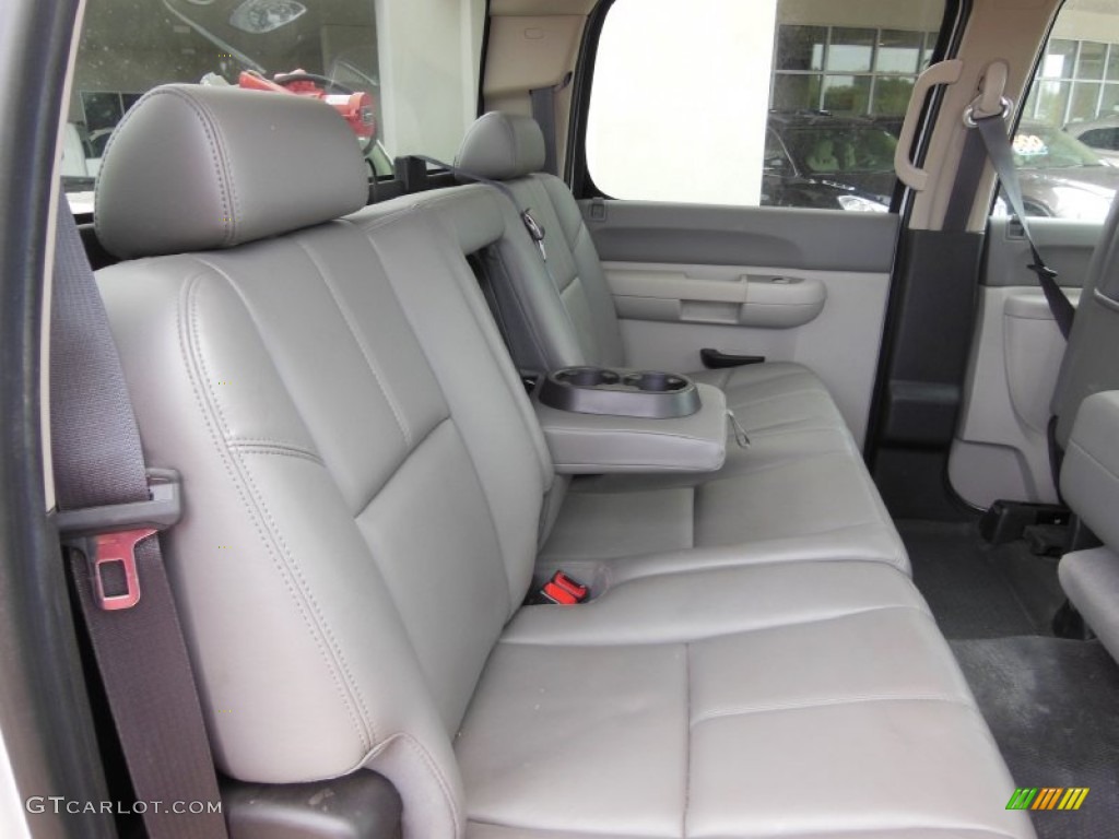 2011 Chevrolet Silverado 3500HD Crew Cab 4x4 Rear Seat Photo #69226956
