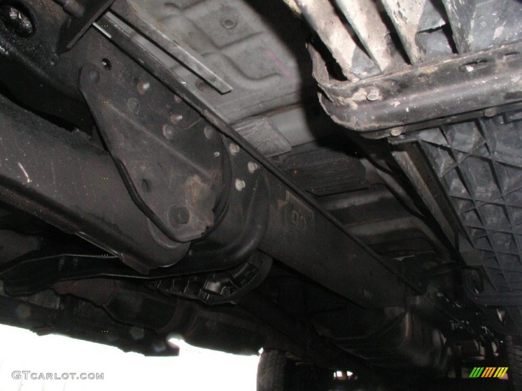 2008 Ford F350 Super Duty XLT SuperCab 4x4 Undercarriage Photo #69227466