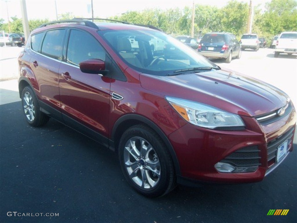 2013 Escape SE 1.6L EcoBoost - Ruby Red Metallic / Medium Light Stone photo #7