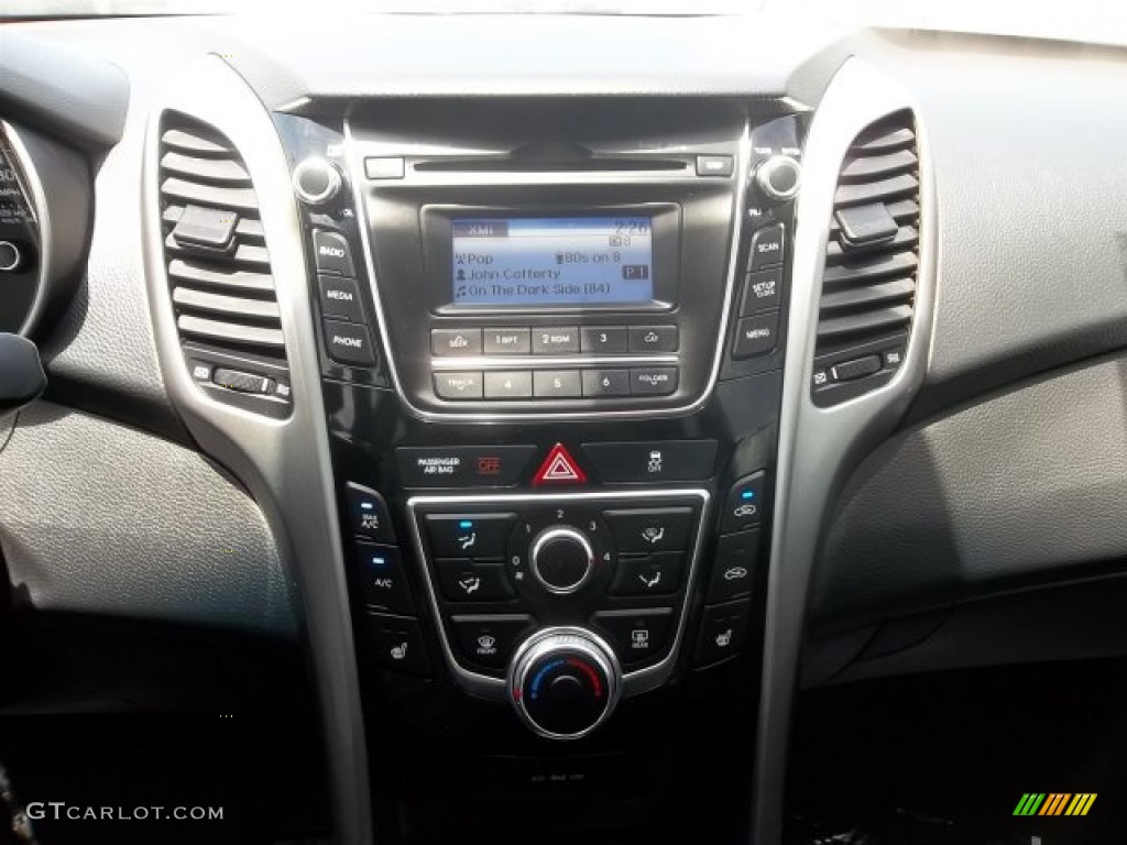 2013 Elantra GT - Shimmering Air Silver / Black photo #11