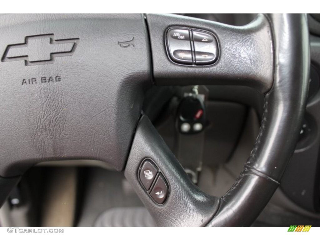 2003 TrailBlazer LT 4x4 - Dark Gray Metallic / Medium Pewter/Dark Pewter photo #17