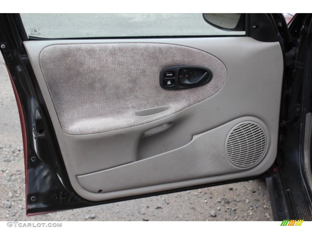 1998 S Series SW2 Wagon - Brilliant Red Metallic / Tan photo #9