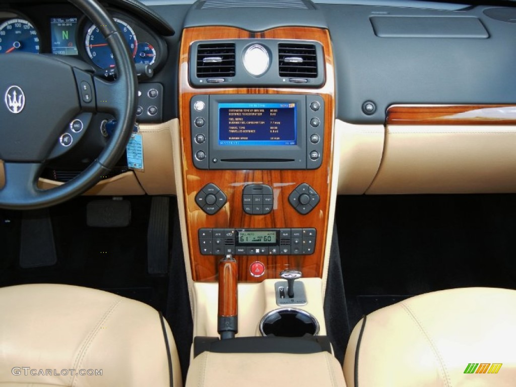 2006 Maserati Quattroporte Standard Quattroporte Model Controls Photo #69230196