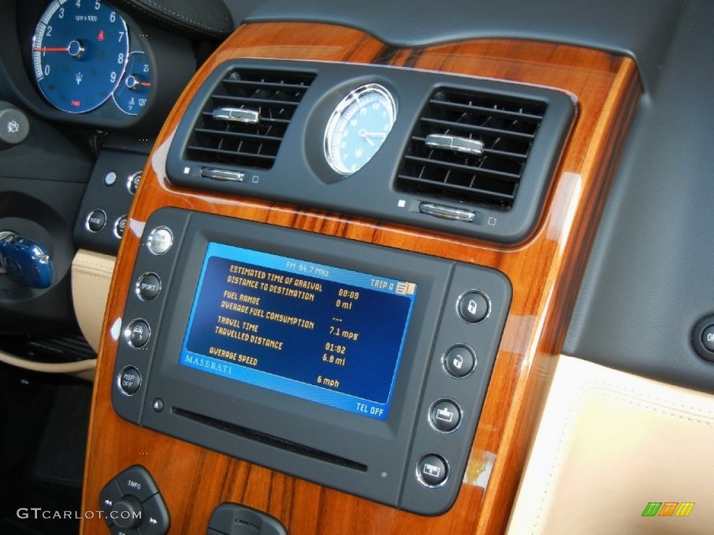 2006 Maserati Quattroporte Standard Quattroporte Model Controls Photo #69230292