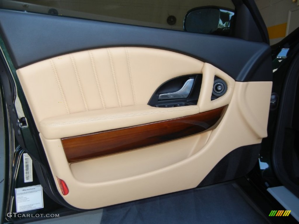 2006 Maserati Quattroporte Standard Quattroporte Model Beige Door Panel Photo #69230361