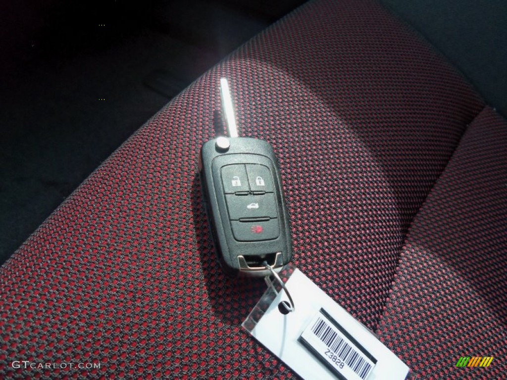 2012 Chevrolet Cruze LT Keys Photo #69231375