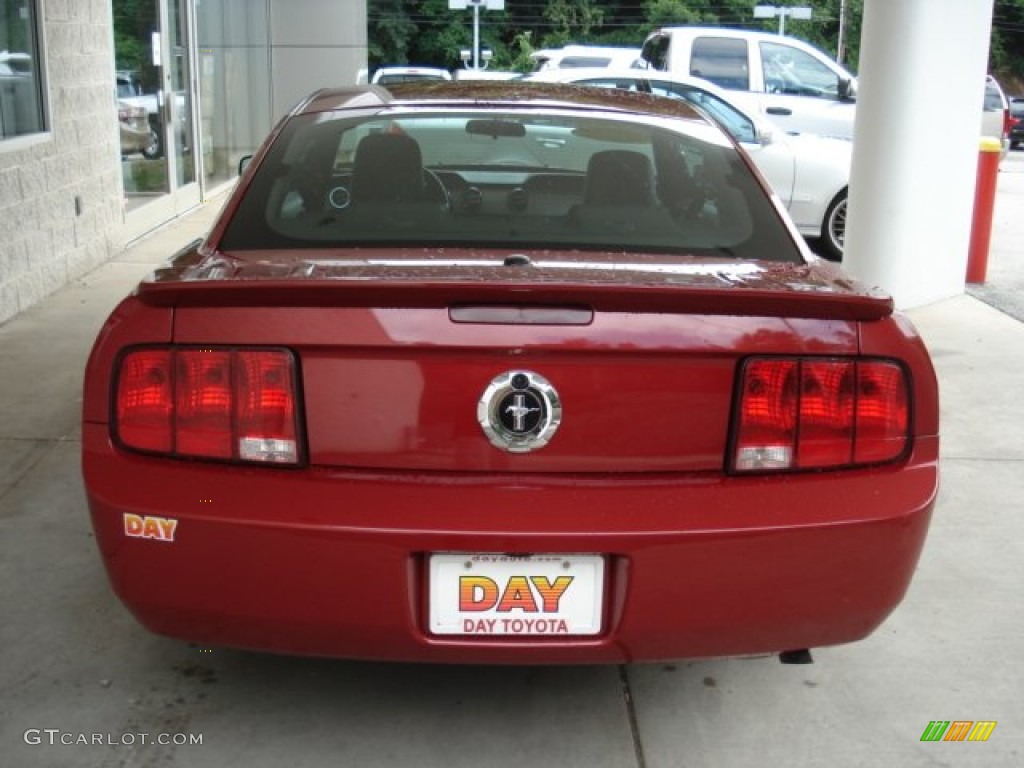 2009 Mustang V6 Premium Coupe - Dark Candy Apple Red / Dark Charcoal photo #6