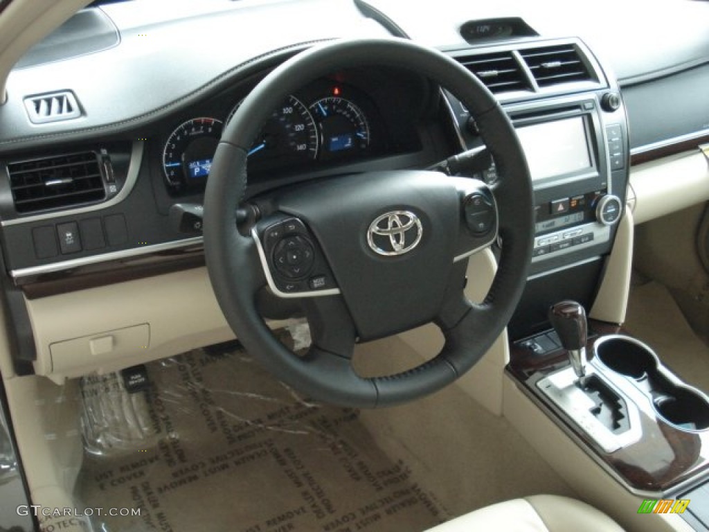 2012 Camry XLE - Cypress Green Pearl / Ivory photo #8