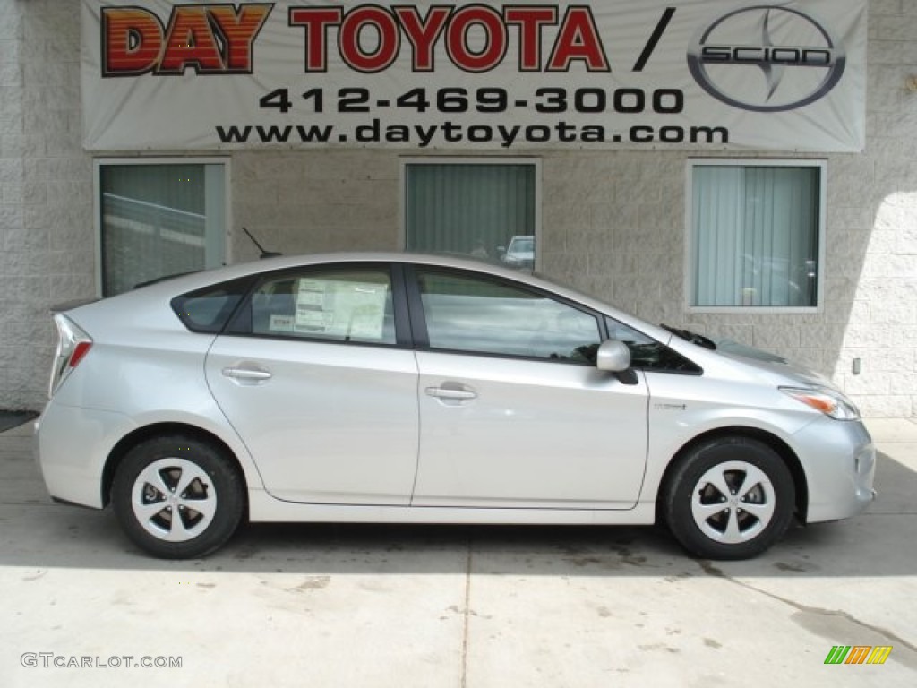 2012 Prius 3rd Gen Three Hybrid - Classic Silver Metallic / Misty Gray photo #1