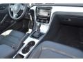 Black - Passat 2.5L SE Photo No. 6