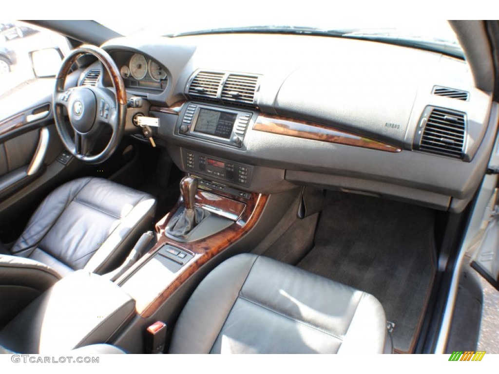 2003 BMW X5 4.6is Black Dashboard Photo #69233334