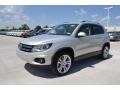 White Gold Metallic - Tiguan SEL Photo No. 1