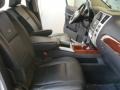 Silver Indulgence - QX 56 4WD Photo No. 27