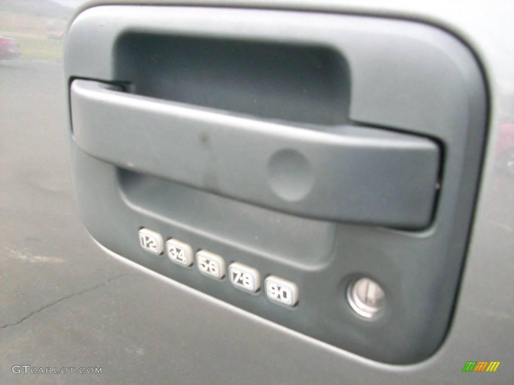 2006 F150 XLT SuperCab 4x4 - Dark Shadow Grey Metallic / Medium/Dark Flint photo #18