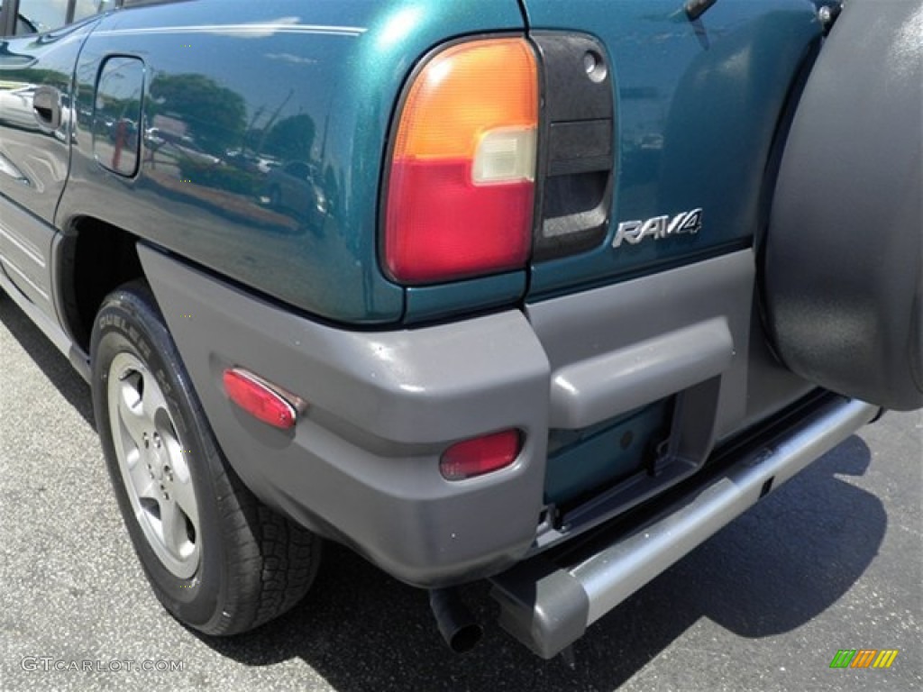 1997 RAV4  - Dark Green Metallic / Gray photo #12