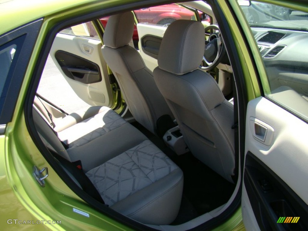 2011 Fiesta SE Sedan - Lime Squeeze Metallic / Light Stone/Charcoal Black Cloth photo #12