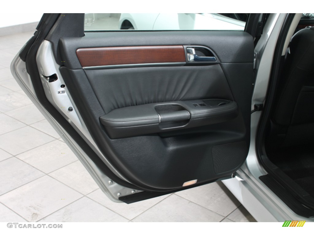 2009 Infiniti M 45 Sedan Graphite Black Door Panel Photo #69245166