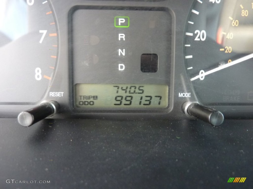 2003 Optima SE V6 - Clear White / Gray photo #20