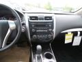 Pearl White - Altima 2.5 Photo No. 12